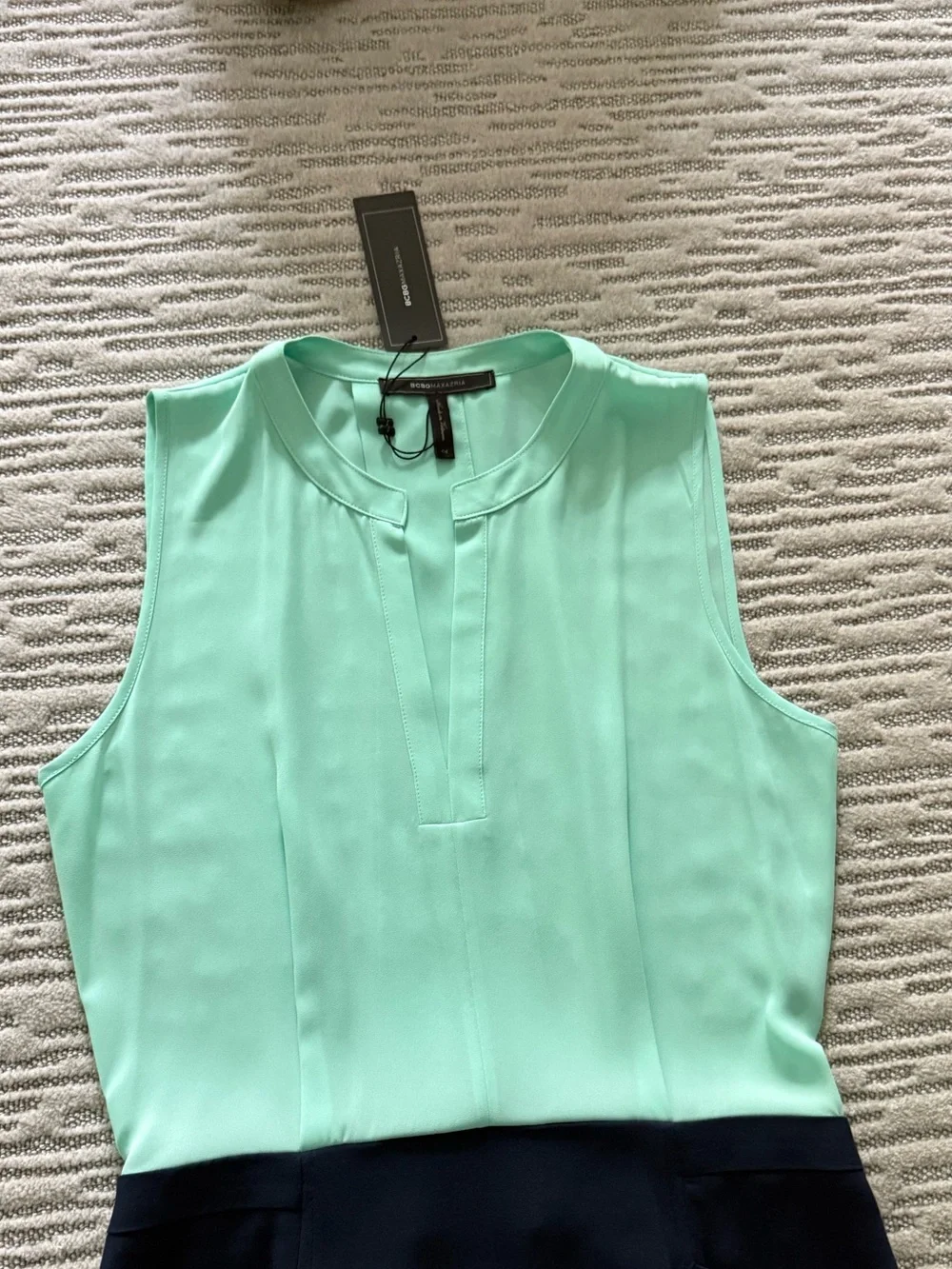 BCBGMaxAzria Mint and Navy Sleeveless Colorblock Sheath Dress